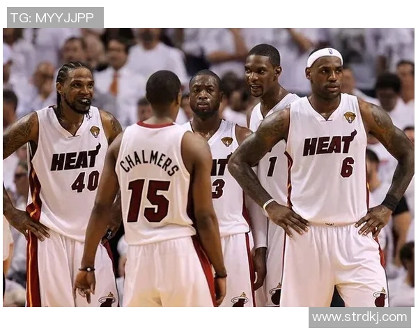 2006年NBA总决赛回顾热火与小牛的巅峰对决与传奇时刻